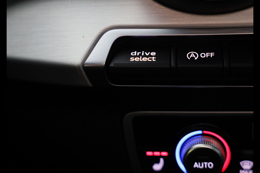 Audi Q2 35 TFSI Edition ONE / AUT / CC / Open Panoramadak / Virtual Cockpit / Lane Assist / Dode Hoek / Navi / Camera / Led / 19 I