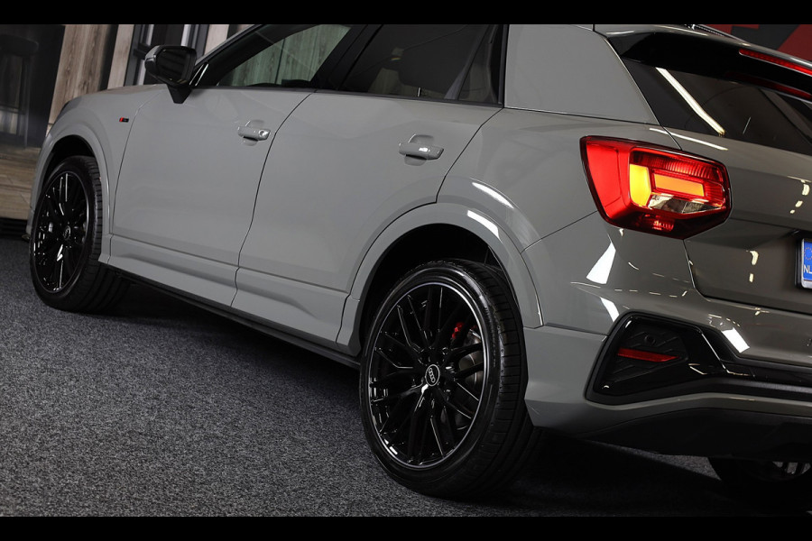 Audi Q2 35 TFSI Edition ONE / AUT / CC / Open Panoramadak / Virtual Cockpit / Lane Assist / Dode Hoek / Navi / Camera / Led / 19 I