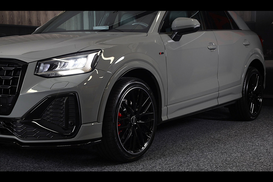 Audi Q2 35 TFSI Edition ONE / AUT / CC / Open Panoramadak / Virtual Cockpit / Lane Assist / Dode Hoek / Navi / Camera / Led / 19 I