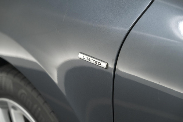 Renault Clio TCe 90 Limited | Camera | Navigatie | Parkeersensoren | Climate Control