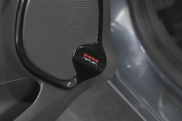 Renault Clio TCe 90 Limited | Camera | Navigatie | Parkeersensoren | Climate Control