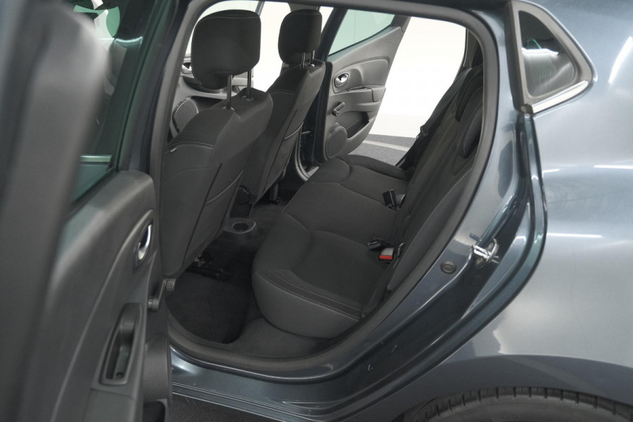 Renault Clio TCe 90 Limited | Camera | Navigatie | Parkeersensoren | Climate Control