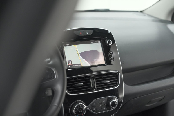 Renault Clio TCe 90 Limited | Camera | Navigatie | Parkeersensoren | Climate Control