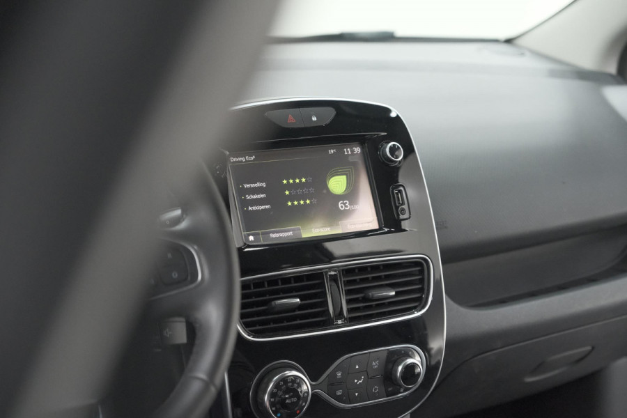Renault Clio TCe 90 Limited | Camera | Navigatie | Parkeersensoren | Climate Control