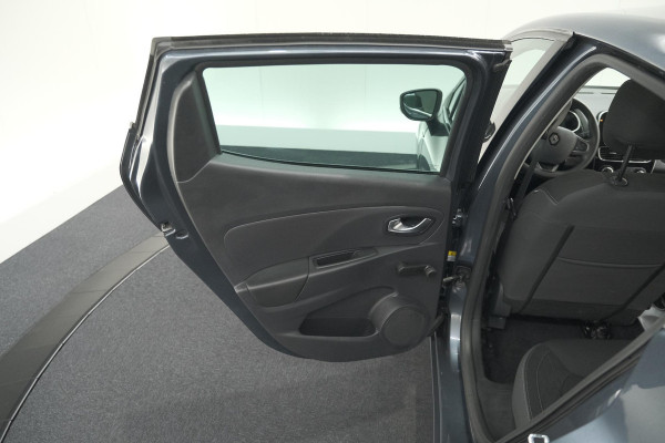 Renault Clio TCe 90 Limited | Camera | Navigatie | Parkeersensoren | Climate Control