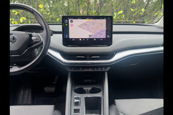 Škoda ENYAQ iV BUSINESS PANORAMADAK CARPLAY ORIGINEEL NEDERLANDS NAP