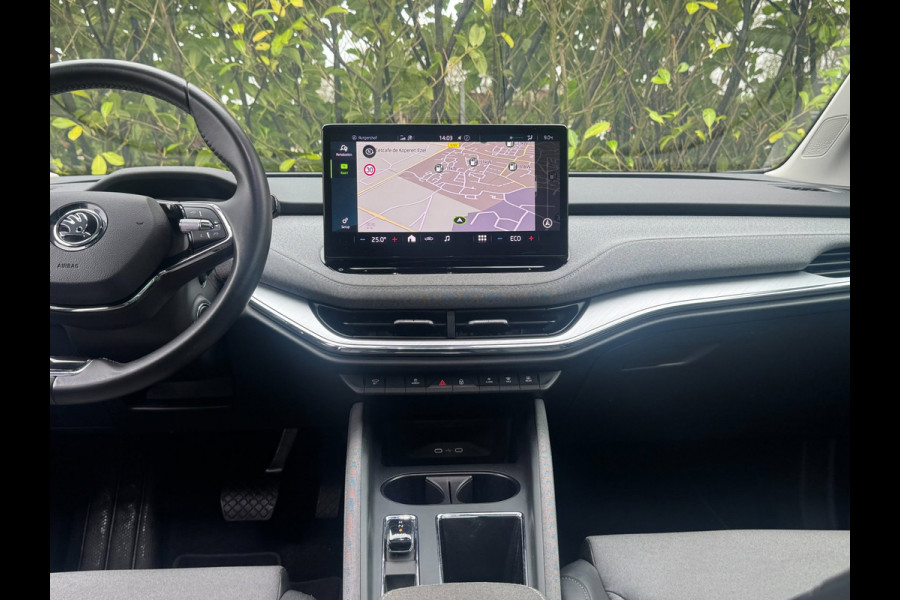Škoda ENYAQ iV BUSINESS PANORAMADAK CARPLAY ORIGINEEL NEDERLANDS NAP
