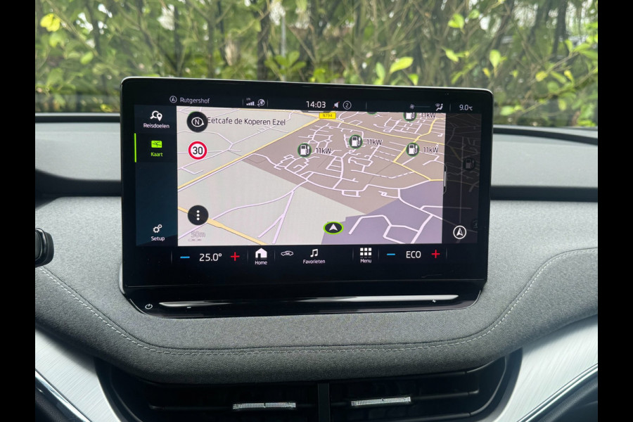 Škoda ENYAQ iV BUSINESS PANORAMADAK CARPLAY ORIGINEEL NEDERLANDS NAP