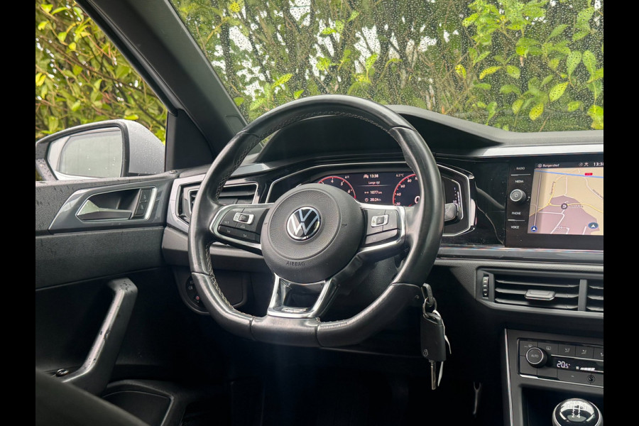 Volkswagen Polo 1.0 TSI HIGHLINE R-LINE PANORAMA LED VIRTUAL CARPLAY VOL OPTIES NAP NEDERLANDSE AUTO