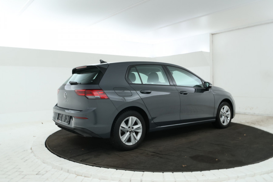 Volkswagen Golf 1.0 TSI Life 5 Deurs hb, Navigatie, Airco,