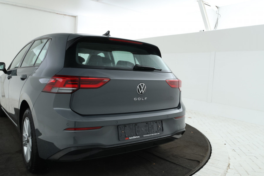 Volkswagen Golf 1.0 TSI Life 5 Deurs hb, Navigatie, Airco,