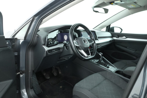 Volkswagen Golf 1.0 TSI Life 5 Deurs hb, Navigatie, Airco,
