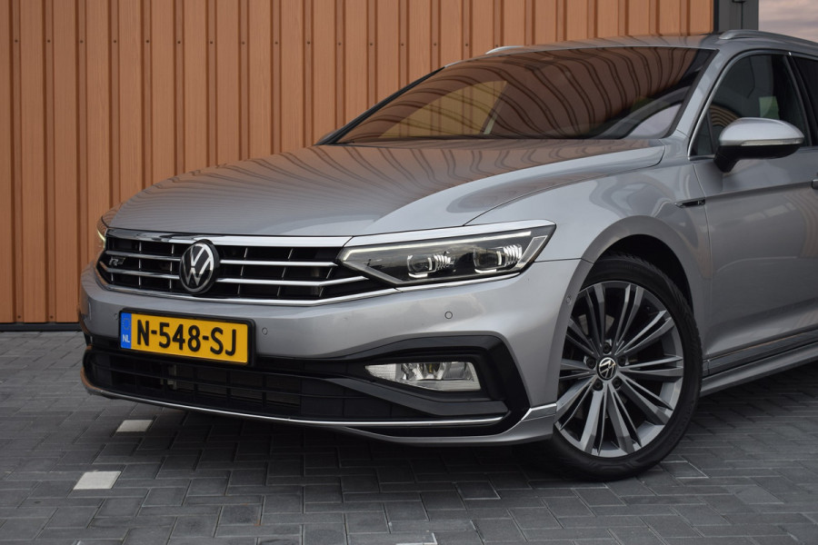 Volkswagen Passat 1.5 TSI 150pk DSG R-Line | Pano | Trekhaak | 360 camera