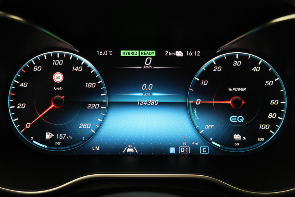 Mercedes-Benz C-Klasse 300 e 4MATIC AMG Line Panoramadak, Burmester, Memory, 360° Camera, Apple Carplay, Head-Up