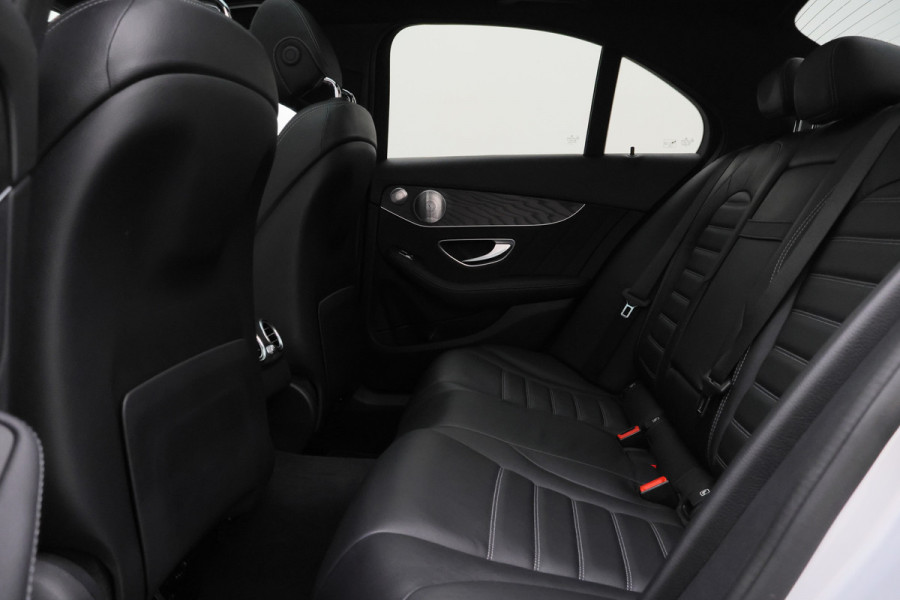 Mercedes-Benz C-Klasse 300 e 4MATIC AMG Line Panoramadak, Burmester, Memory, 360° Camera, Apple Carplay, Head-Up