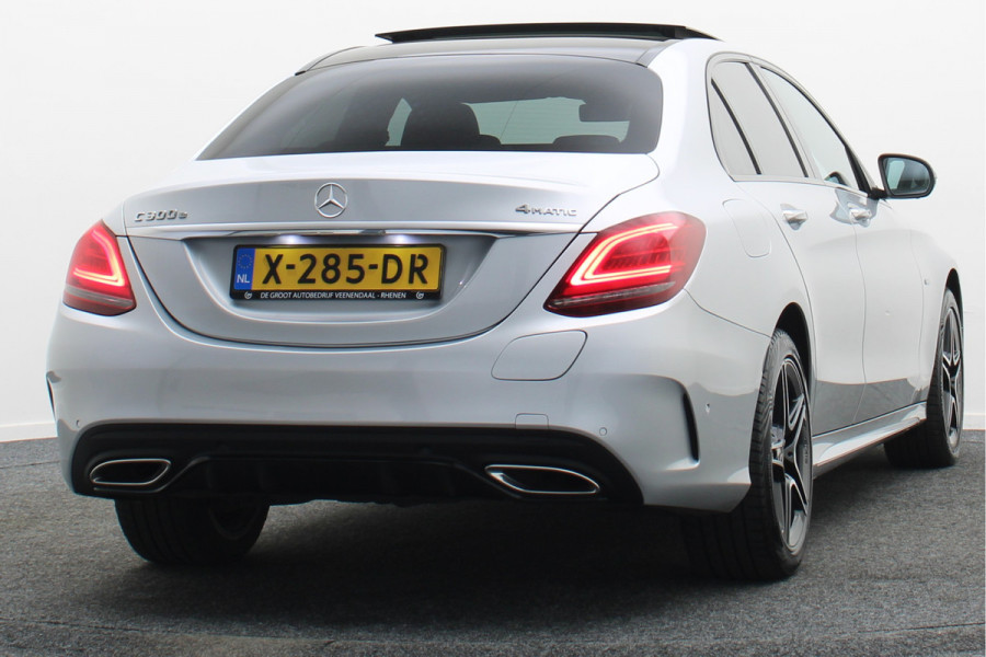 Mercedes-Benz C-Klasse 300 e 4MATIC AMG Line Panoramadak, Burmester, Memory, 360° Camera, Apple Carplay, Head-Up