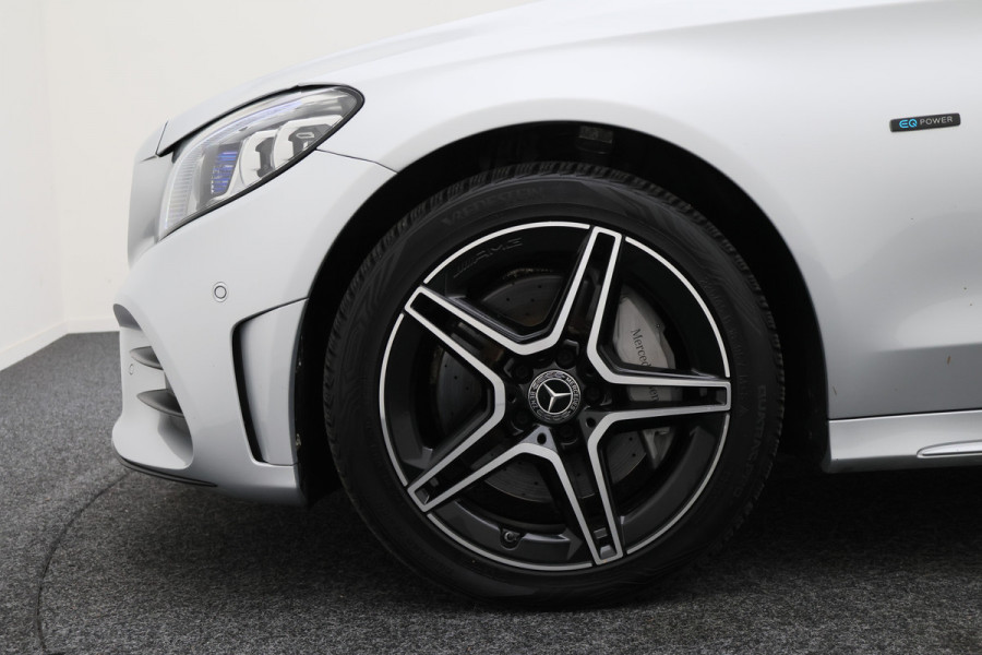 Mercedes-Benz C-Klasse 300 e 4MATIC AMG Line Panoramadak, Burmester, Memory, 360° Camera, Apple Carplay, Head-Up