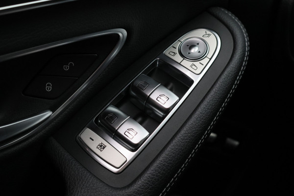 Mercedes-Benz C-Klasse 300 e 4MATIC AMG Line Panoramadak, Burmester, Memory, 360° Camera, Apple Carplay, Head-Up