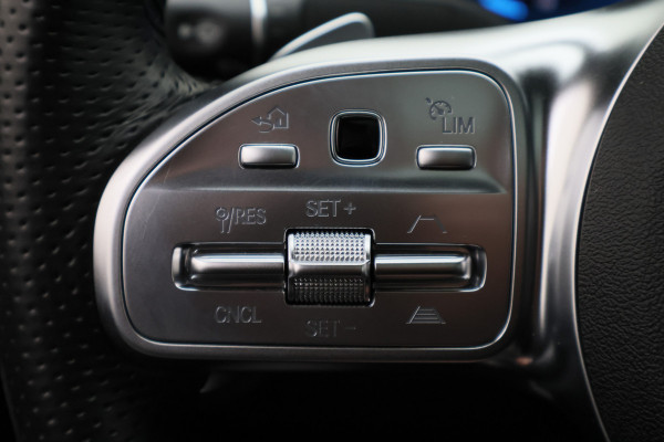 Mercedes-Benz C-Klasse 300 e 4MATIC AMG Line Panoramadak, Burmester, Memory, 360° Camera, Apple Carplay, Head-Up