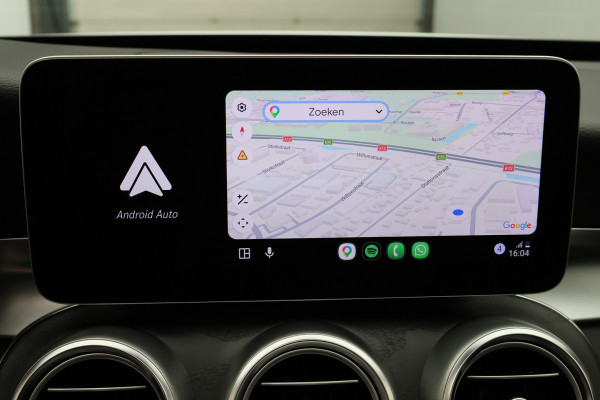 Mercedes-Benz C-Klasse 300 e 4MATIC AMG Line Panoramadak, Burmester, Memory, 360° Camera, Apple Carplay, Head-Up