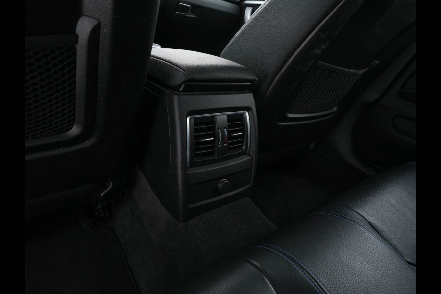 BMW 4 Serie Gran Coupé 420i M-Sportpack High Executive Edition (INCL-BTW) Aut. *LEATHER | FULL-LED | DIGI-COCKPIT | HIFI-SOUND | HEATED-SPORTSEATS | DAB+ | CAMERA | SHIFTPADDLES | PRIVACYGLASS | HEAD-UP | TOWBAR | KEYLESS | CARBON-INLAY | 19''ALU*