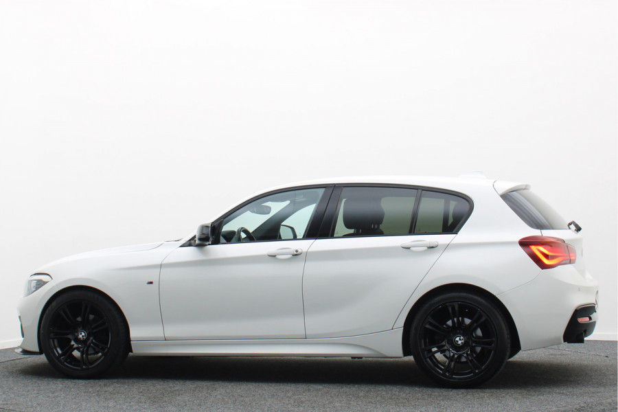 BMW 1-serie 118i Edition M Sport Shadow High Executive Automaat Leer, Navigatie, LED, Cruise, Stoelverwarming, 18"