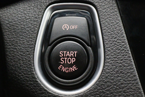 BMW 1-serie 118i Edition M Sport Shadow High Executive Automaat Leer, Navigatie, LED, Cruise, Stoelverwarming, 18"