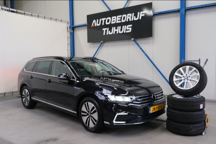 Volkswagen Passat Variant 1.4 TSI PHEV GTE Business - SOH 99% Cruise, Camera, Camera, Massage stoelen