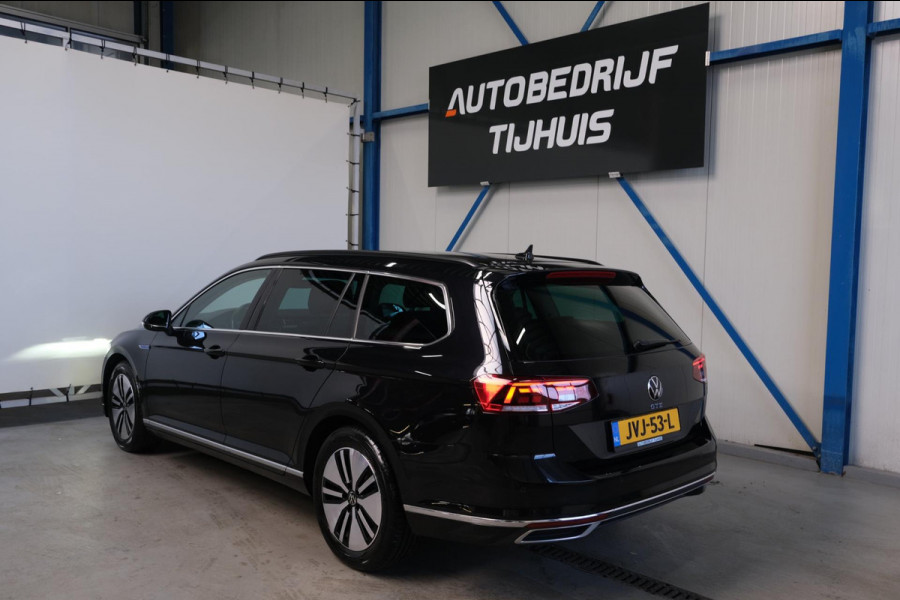 Volkswagen Passat Variant 1.4 TSI PHEV GTE Business - SOH 99% Cruise, Camera, Camera, Massage stoelen