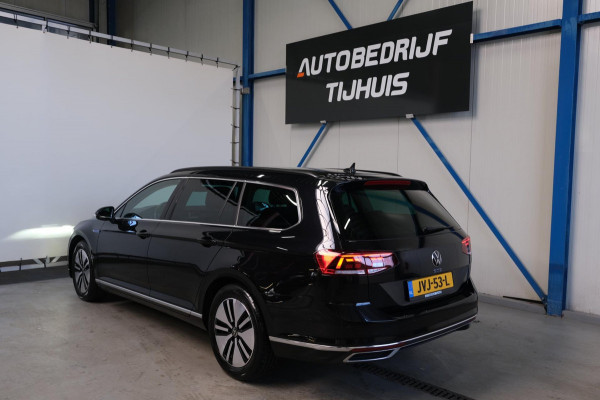 Volkswagen Passat Variant 1.4 TSI PHEV GTE Business - SOH 99% Cruise, Camera, Camera, Massage stoelen