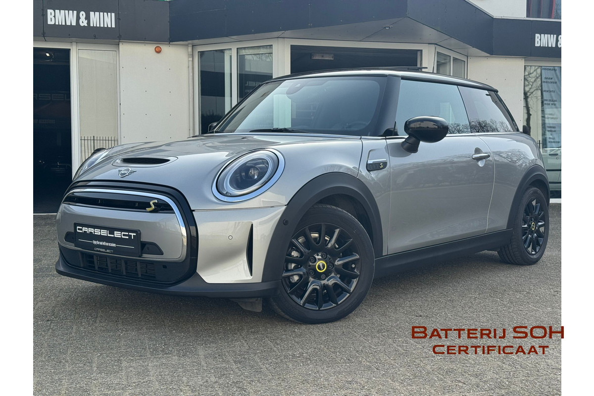 MINI Cooper SE Classic Head-Up Harman/Kardon Panoramadak Leder Sportstoel Neem contact op en we maken een afspraak!