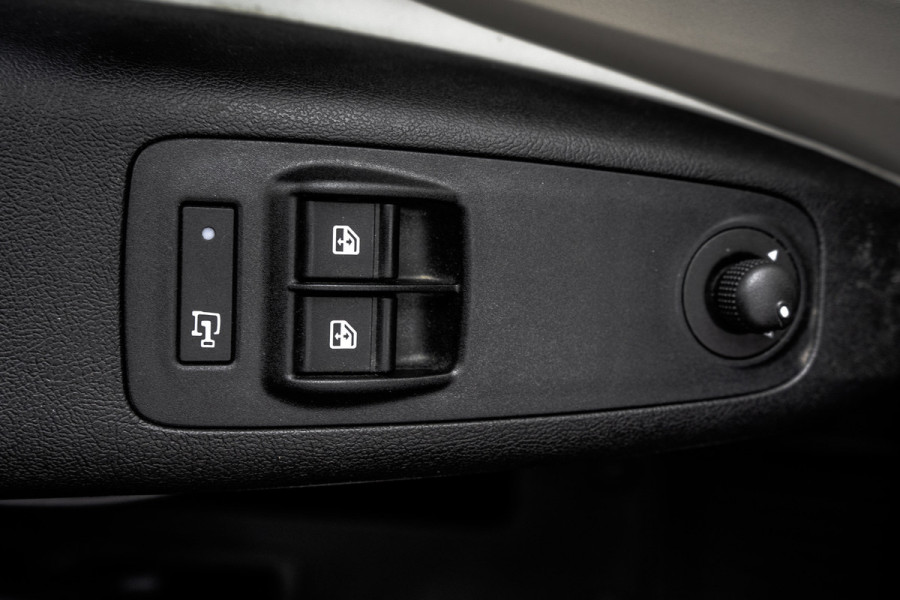 Peugeot Boxer 2.2 BlueHDi L1H1 | Euro 6 | 120 PK | Airco | MF Stuur