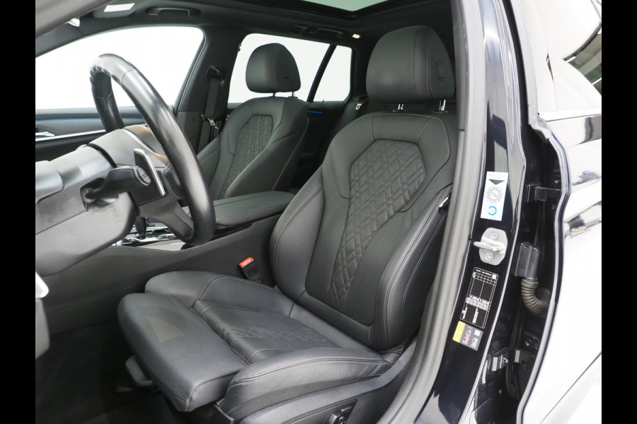 BMW 5 Serie Touring 530e xDrive M Sport | Panoramadak | Harman/Kardon | Leder | 360 | Adaptive Cruise | Trekhaak | Carplay