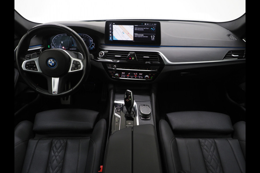 BMW 5 Serie Touring 530e xDrive M Sport | Panoramadak | Harman/Kardon | Leder | 360 | Adaptive Cruise | Trekhaak | Carplay