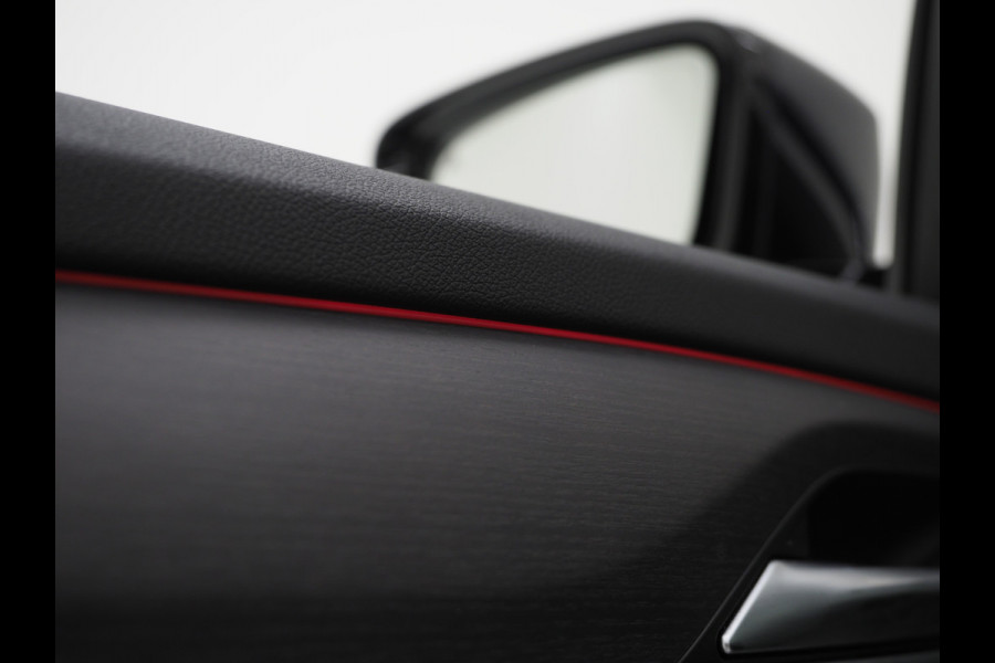 BMW 5 Serie Touring 530e xDrive M Sport | Panoramadak | Harman/Kardon | Leder | 360 | Adaptive Cruise | Trekhaak | Carplay