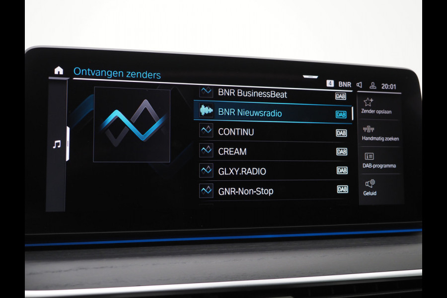 BMW 5 Serie Touring 530e xDrive M Sport | Panoramadak | Harman/Kardon | Leder | 360 | Adaptive Cruise | Trekhaak | Carplay