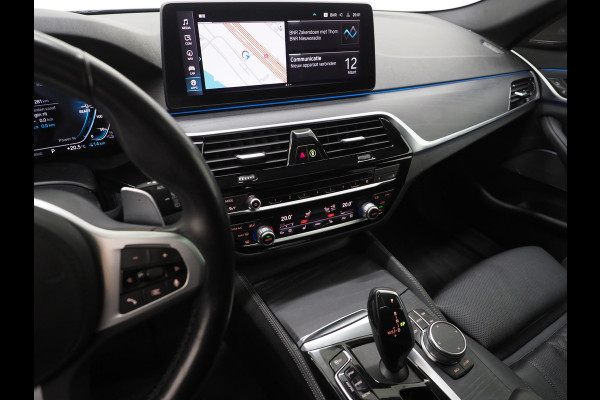 BMW 5 Serie Touring 530e xDrive M Sport | Panoramadak | Harman/Kardon | Leder | 360 | Adaptive Cruise | Trekhaak | Carplay
