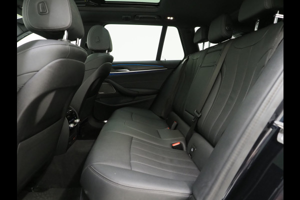 BMW 5 Serie Touring 530e xDrive M Sport | Panoramadak | Harman/Kardon | Leder | 360 | Adaptive Cruise | Trekhaak | Carplay