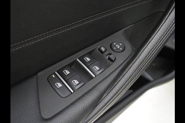 BMW 5 Serie Touring 530e xDrive | Panoramdak | Laser LED |Trekhaak | Leder | HUD | Keyless | Adaptive Cruise | Carplay