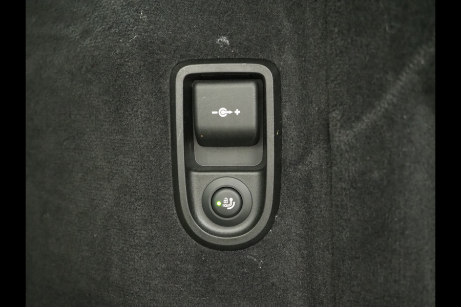 BMW 5 Serie Touring 530e xDrive | Panoramdak | Laser LED |Trekhaak | Leder | HUD | Keyless | Adaptive Cruise | Carplay