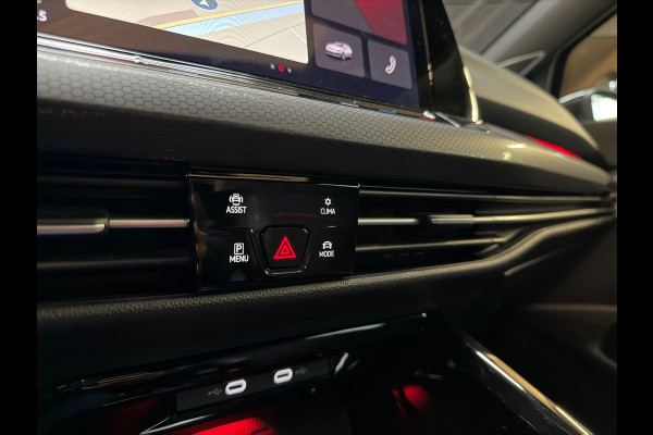 Volkswagen Golf GTI CLUBSPORT|AKRA|NURNBURGRING|PANO|HuD|HARMAN KARDON|KEYLESS|CARPLAY|ACC|IQ LIGHT|SFEERVERLICHTING|300PK|BOMVOL!
