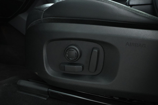 Land Rover Range Rover Evoque 2.0 TD4 HSE Dynamic Trekhaak, Panorama Dak, Automaat