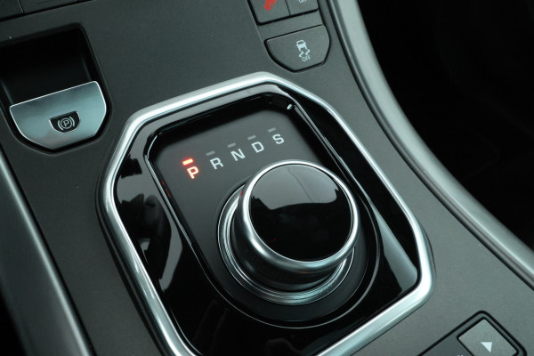 Land Rover Range Rover Evoque 2.0 TD4 HSE Dynamic Trekhaak, Panorama Dak, Automaat