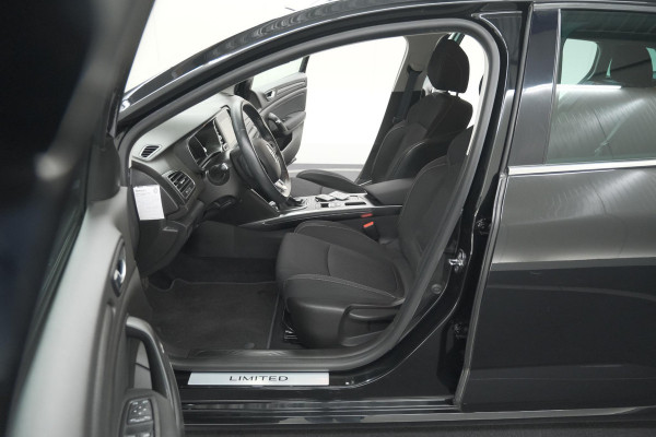 Renault Mégane Estate TCe 110 Limited | Apple Carplay | Parkeersensoren | Cruise Control | Navigatie