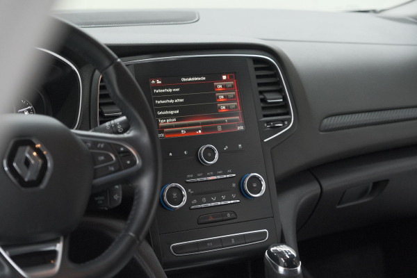 Renault Mégane Estate TCe 110 Limited | Apple Carplay | Parkeersensoren | Cruise Control | Navigatie