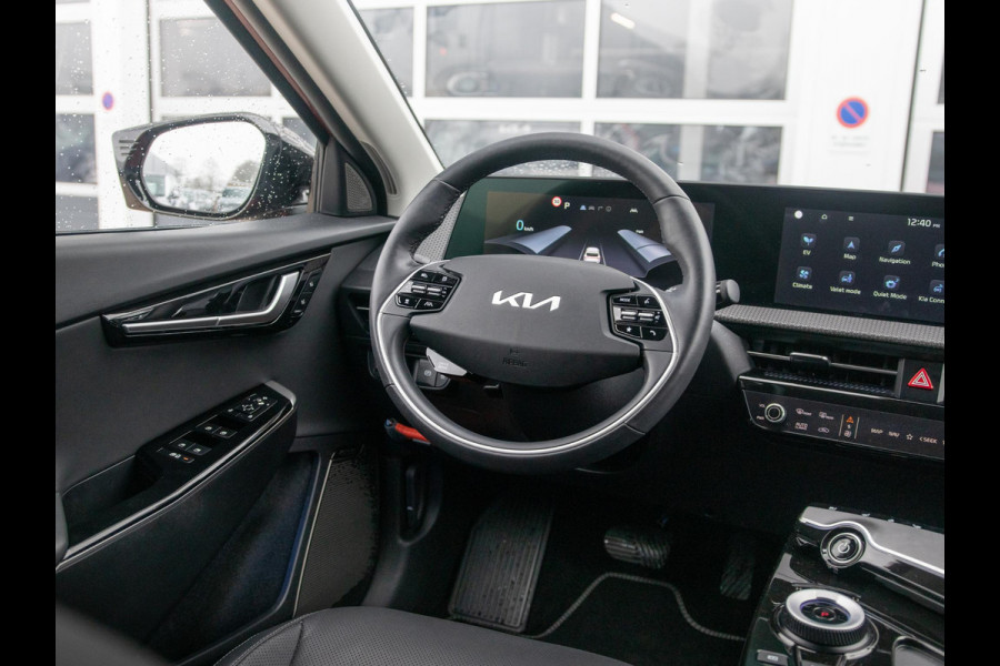 Kia Ev6 Plus 58 kWh | SOH 98,1% | Clima | Adapt. Cruise | Camera | Apple Carplay | Stoel, Stuur & Achterbank Verw. | Warmtepomp | Navi | 19" | Keyless | Elektr. A-klep | BSM