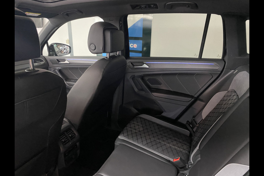 Volkswagen Tiguan 1.4 TSI eHybrid R-Line Business+Black style Panoramadak / Trekhaak /Carplay/