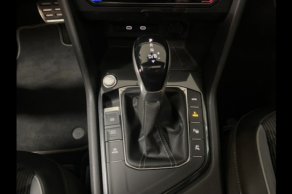 Volkswagen Tiguan 1.4 TSI eHybrid R-Line Business+Black style Panoramadak / Trekhaak /Carplay/