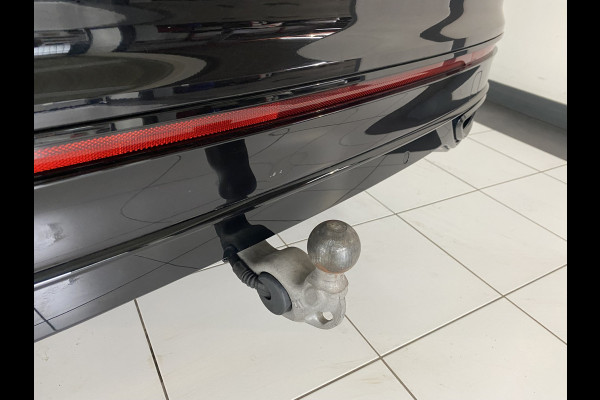 Volkswagen Tiguan 1.4 TSI eHybrid R-Line Business+Black style Panoramadak / Trekhaak /Carplay/