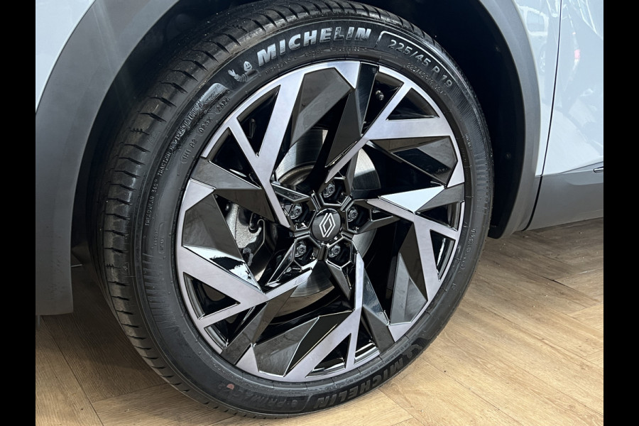 Renault Captur 1.6 E-Tech full hybrid 145 Esprit Alpine | Groot Navi | 19" | Stuur verwarming | Led | Carplay | 100% Renault Dealer Onderhouden!